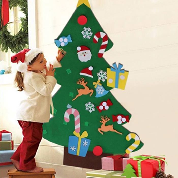 Hanging Velcro Christmas Tree With 26 Stick-On Decorations