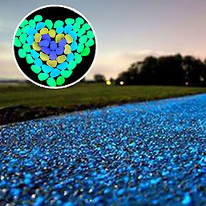 100, 200 or 300 Piece Glow In The Dark Pebble Stones Set - 2 Colours