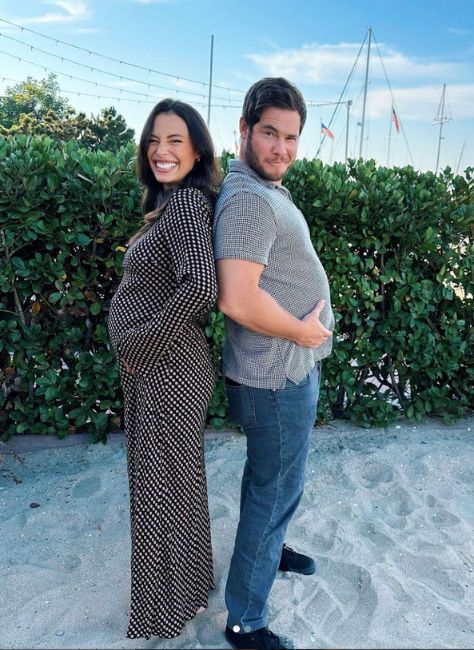 Adam Devine pregnancy announcement 474 2