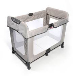 Hippychick space cot 