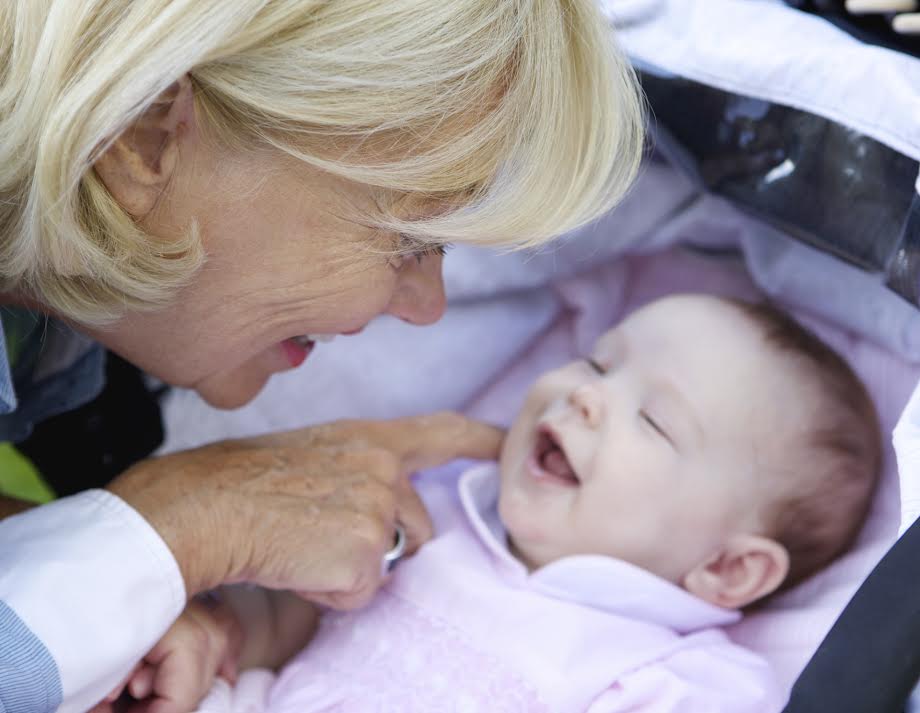 Image mother stimulating baby's sight