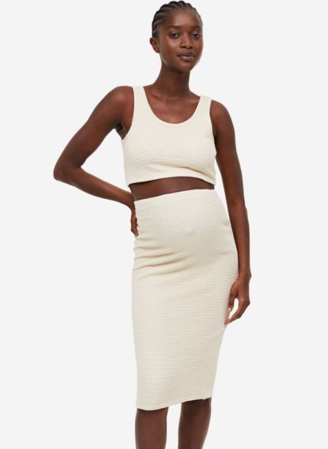H&M beige skirt
